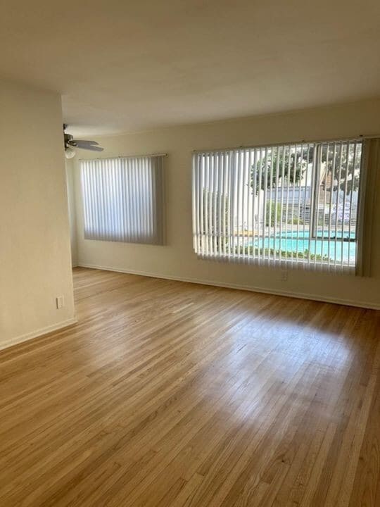 Interior Photo - 11660 Chenault Street,
