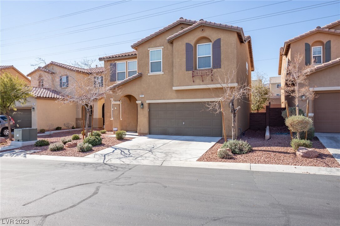 Foto principal - 7015 Overton St