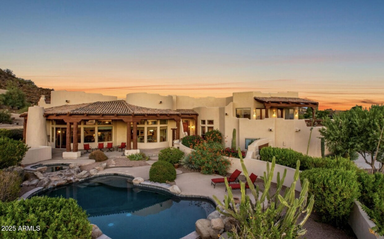 Foto principal - 8540 E McDowell Rd