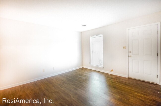 Building Photo - 8257 Greenbrook Pkwy
