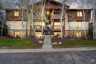 Building Photo - 1600 Pinebrook Blvd