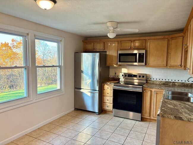 Foto del edificio - 427 Devon Dr