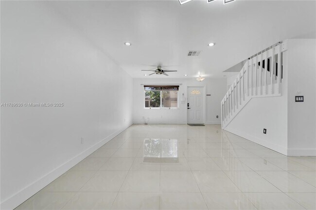 Foto del edificio - 9646 SW 151st Ave