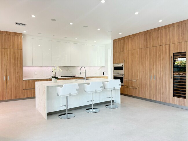 Foto del edificio - 8598 Apple Falls Ln