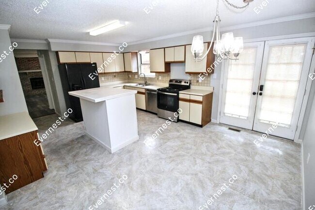 Foto del edificio - 1370 Timothy Ridge Dr