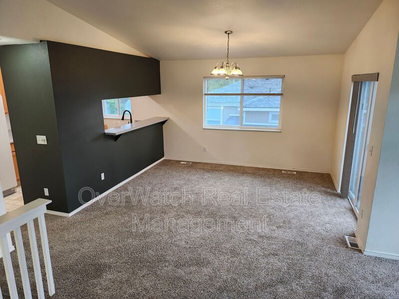 Foto principal - 705 Pearl Dr