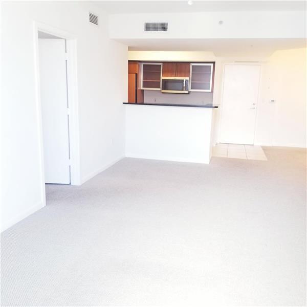 Building Photo - 1551 N Flagler Dr