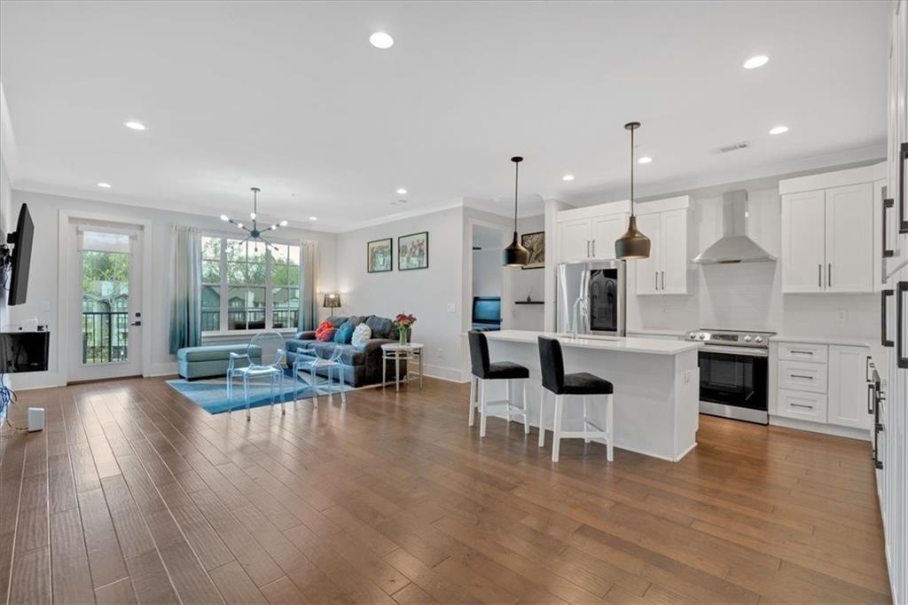 Foto principal - 6890 Peachtree Dunwoody Rd