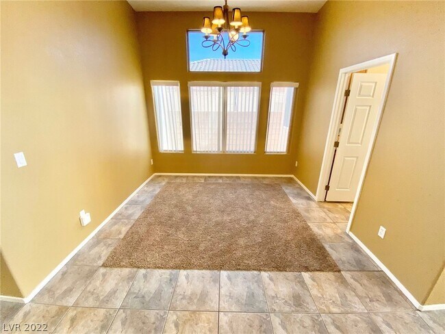 Foto del edificio - 8221 Jo Marcy Dr