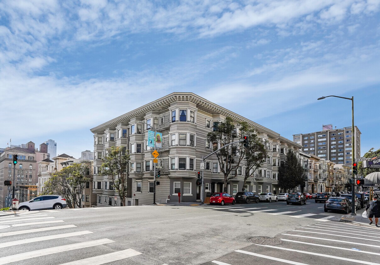 Foto principal - 903 Pine St