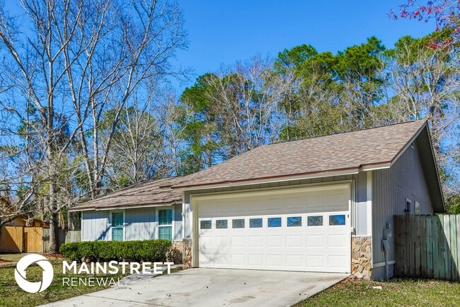 Building Photo - 1696 Sandy Hollow Loop