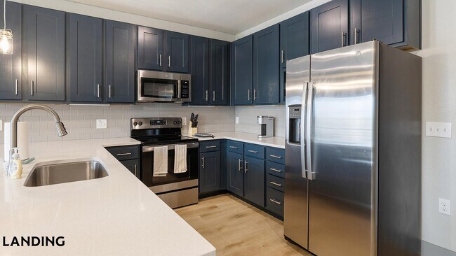 Foto del edificio - 2422 S Carrier Pkwy