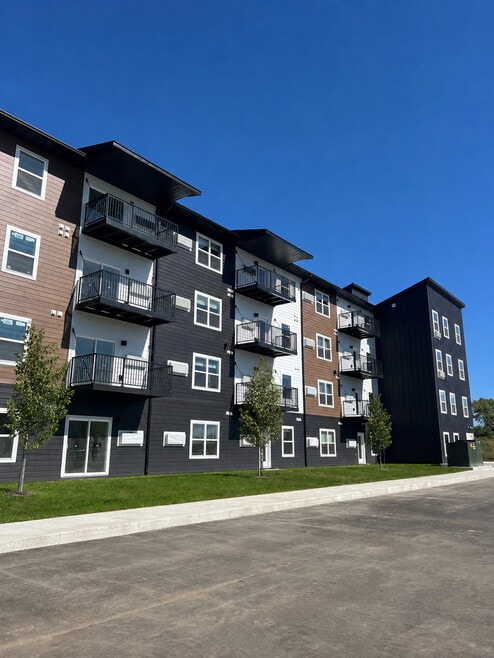 Building Photo - Hillside Apartments