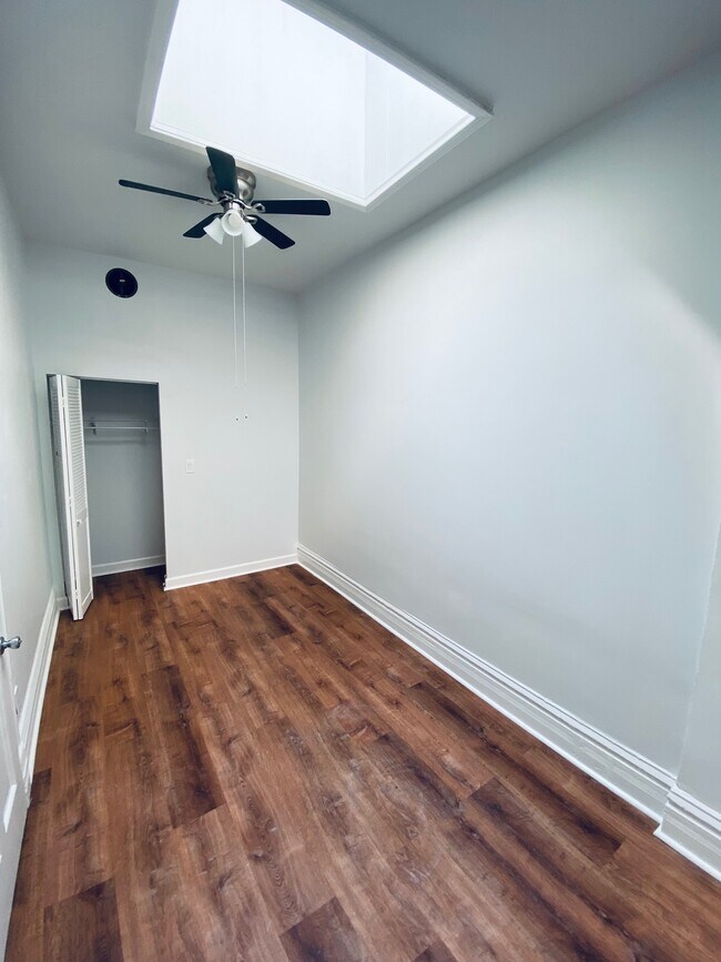 Habitación 2 - 2139 W Chicago Ave