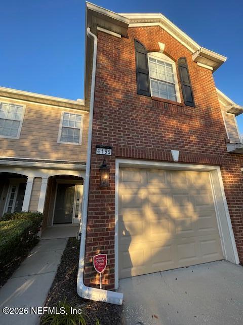 Foto del edificio - 4199 Highwood Dr