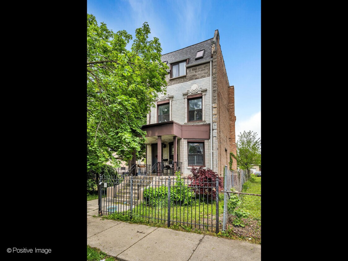 Primary Photo - 3524 W Adams St