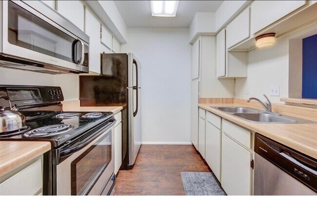 Foto del edificio - 4637 Wild Indigo St