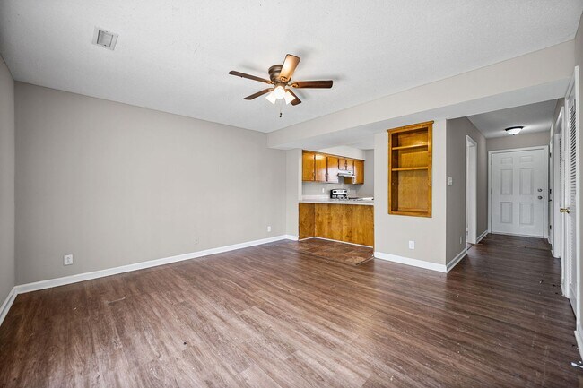 Foto del edificio - 280 Timber Ct Dr