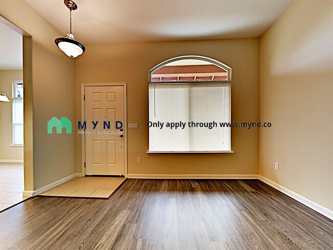 Foto del edificio - 7910 Walerga Rd