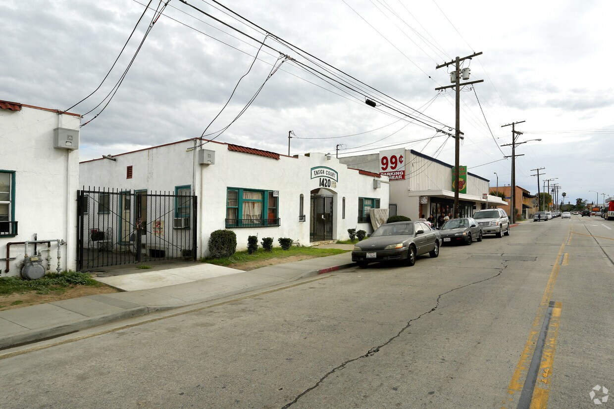 Foto del edificio - Ensign Court