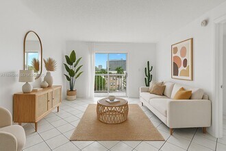 Building Photo - 7150 Indian Creek Dr