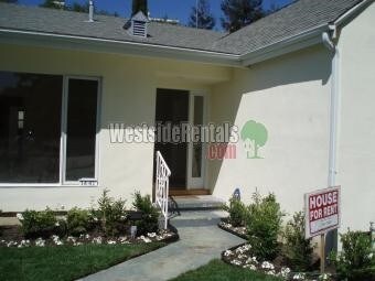 Foto principal - 1441 Roxbury Dr