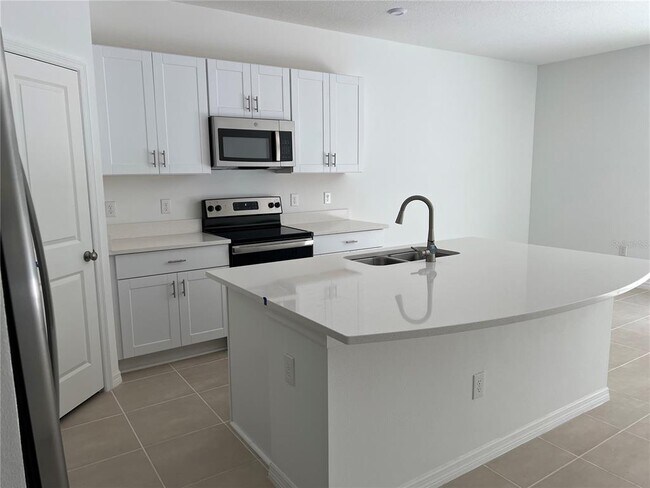 Foto del edificio - 6413 Fairmont Ln