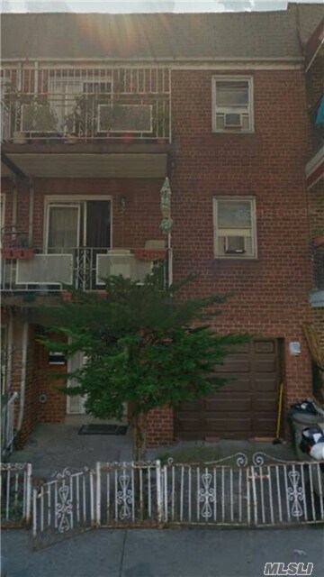 Building Photo - 57-60-60 Xenia St