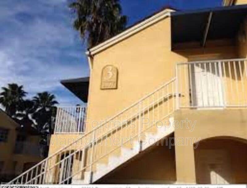Primary Photo - 3407 Winkler Ave