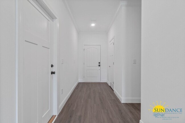Building Photo - Gated Community in Niceville, 3 Bedroom Townhome!
