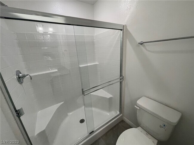 Foto del edificio - 614 Sedum Ave.