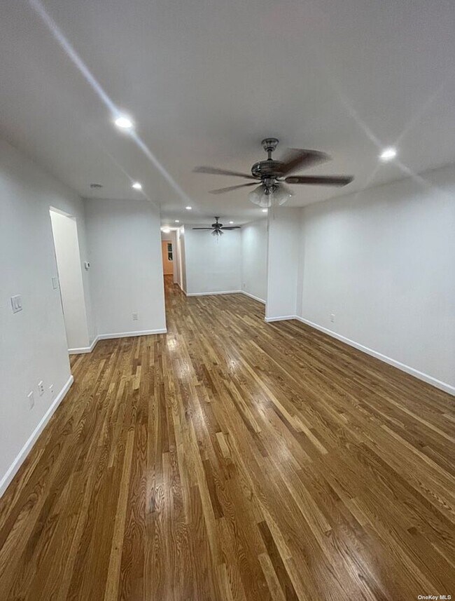 Foto del edificio - 143-27 21st Ave