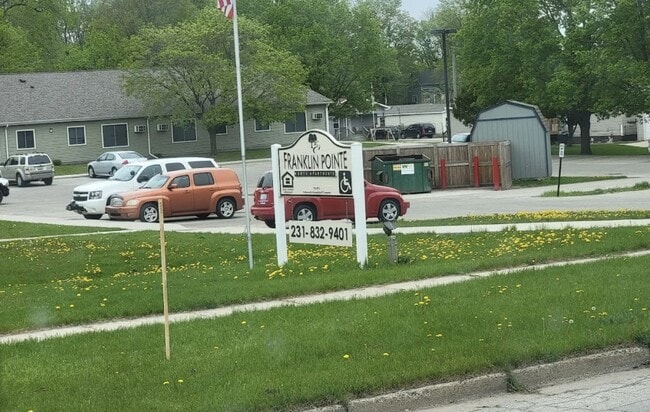 Building Photo - 424 Franklin St