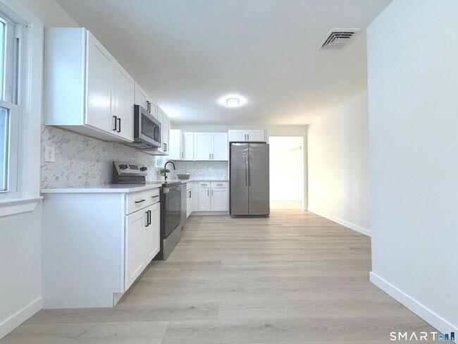 Foto del edificio - 275 Dayton Rd