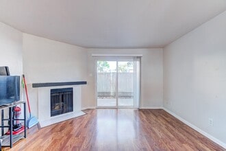 Building Photo - 6001 Reims Rd