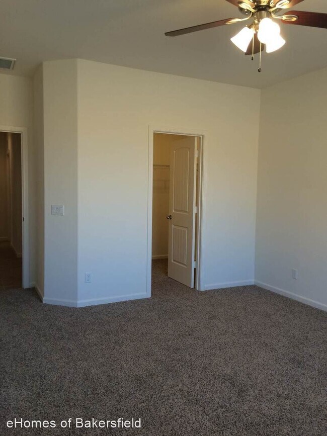 Building Photo - 4 br, 2 bath House - 6008 Moonstone Peak Dr