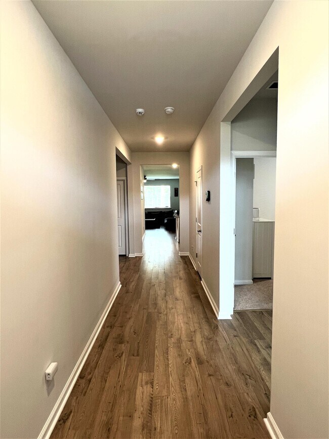 Foto del edificio - 130 Charles Ln