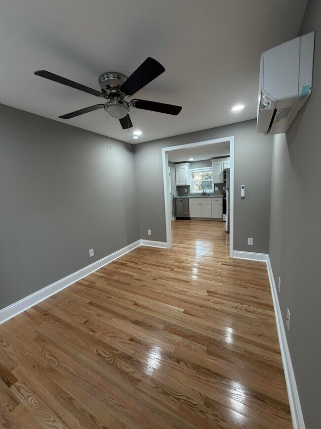 Foto del edificio - 402 Gunn St