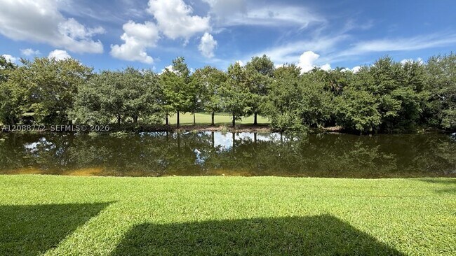 Foto del edificio - 457 Vista Isles Dr