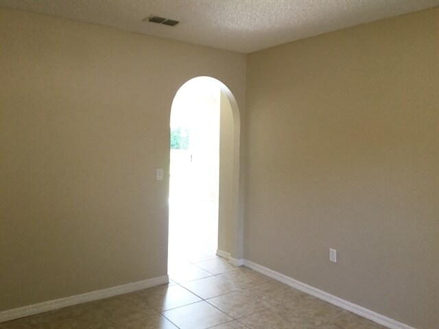 Foto del edificio - 1099 Welch Hill Cir