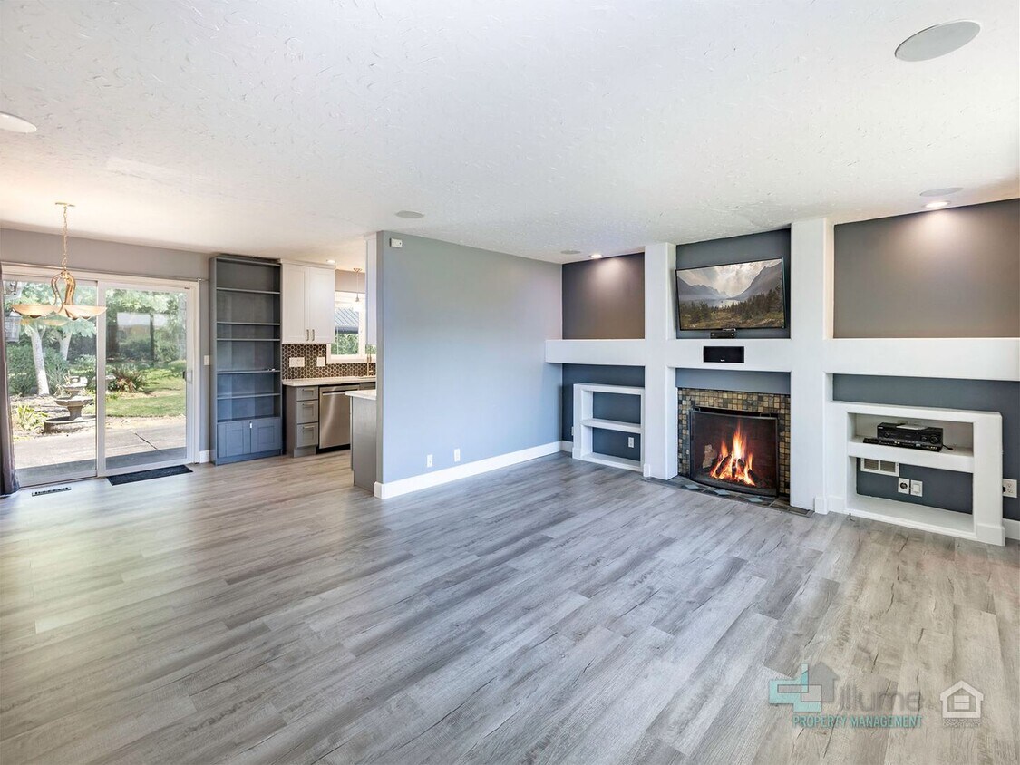 Primary Photo - Charming 3-Bedroom Home in a Quiet Cul-de-Sac