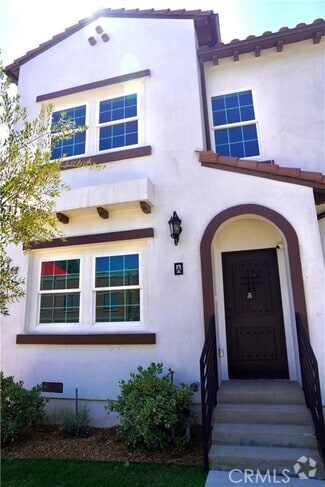 Building Photo - 6747 Pickering Ave