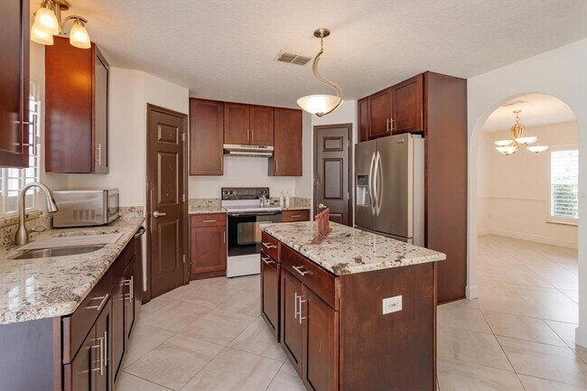 Foto del edificio - 169 Sawyerwood Pl