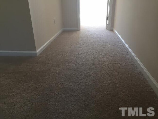 Foto del edificio - 4997 Sunny Creek Ln