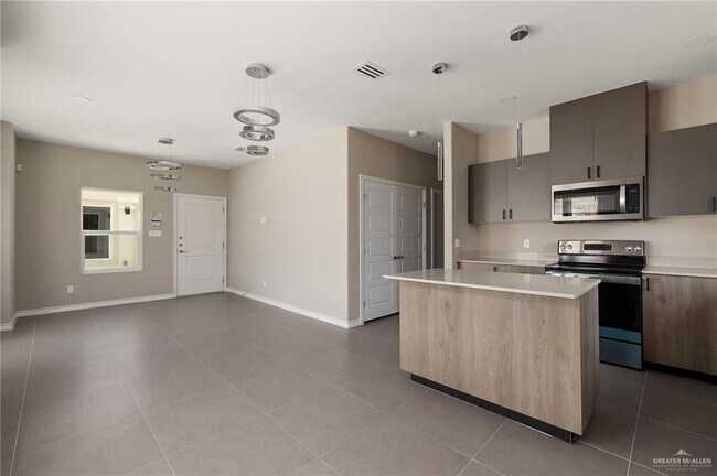 Foto del edificio - 6811 N 59th Ln