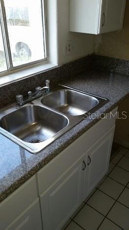 Foto del edificio - 2612 Hidden Lake Dr N