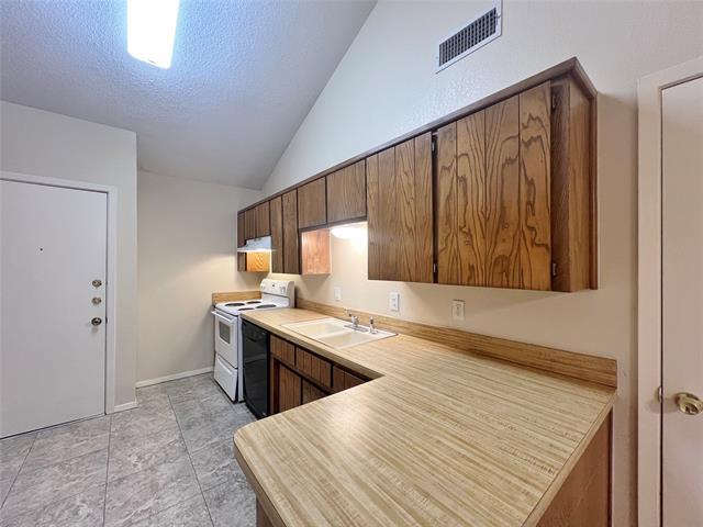 Foto del edificio - 1108 Curtis Dr