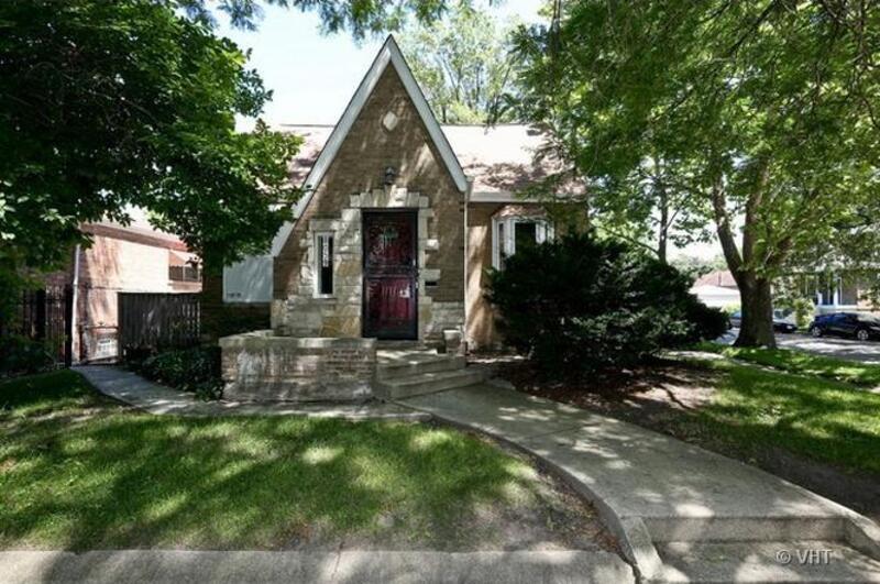 8059 S Saginaw Ave, Chicago, IL 60617 House Rental in Chicago, IL