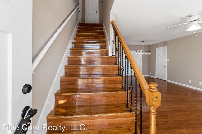 Building Photo - 4 br, 2 bath House - 1186 Kendall Drive