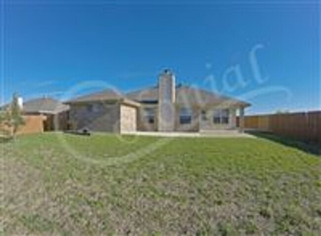 Foto del edificio - AVAILABLE SOON!
